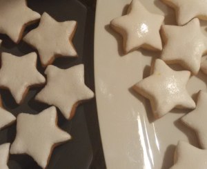 white stars christmas biscuits